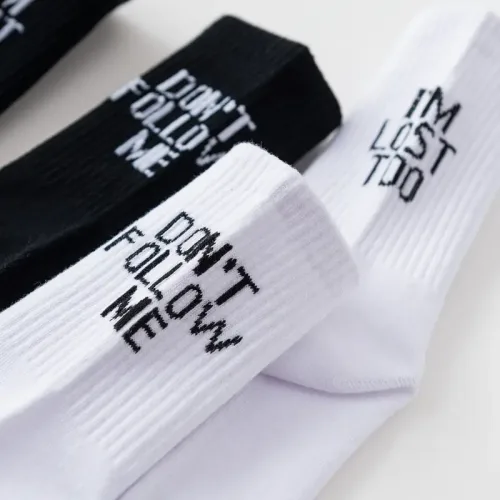 Meias “Don’t Follow Me. I’m Lost Too”